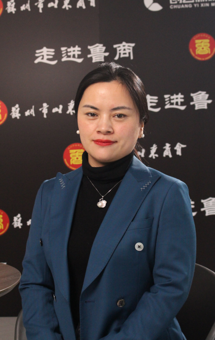 理事 董娟